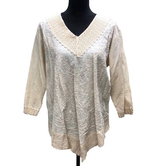 Royal Moda Beige Threaded Blouse size Medium - Picture 1 of 10
